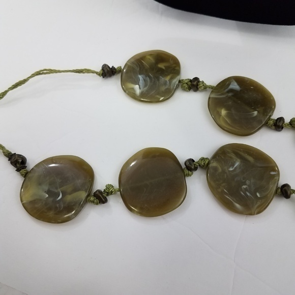 Green Swirl Beaded Statement Stone Look White Boho - Picture 3 of 6